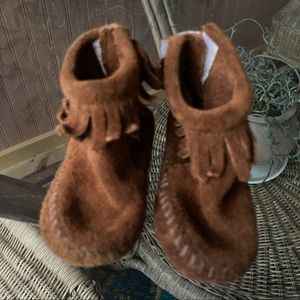 Minnetonka suede baby